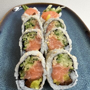 California Maki California Łosoś majo 8 szt.