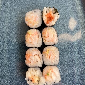HOSO MAKI KREWETKA GOTOWANA 8SZT.